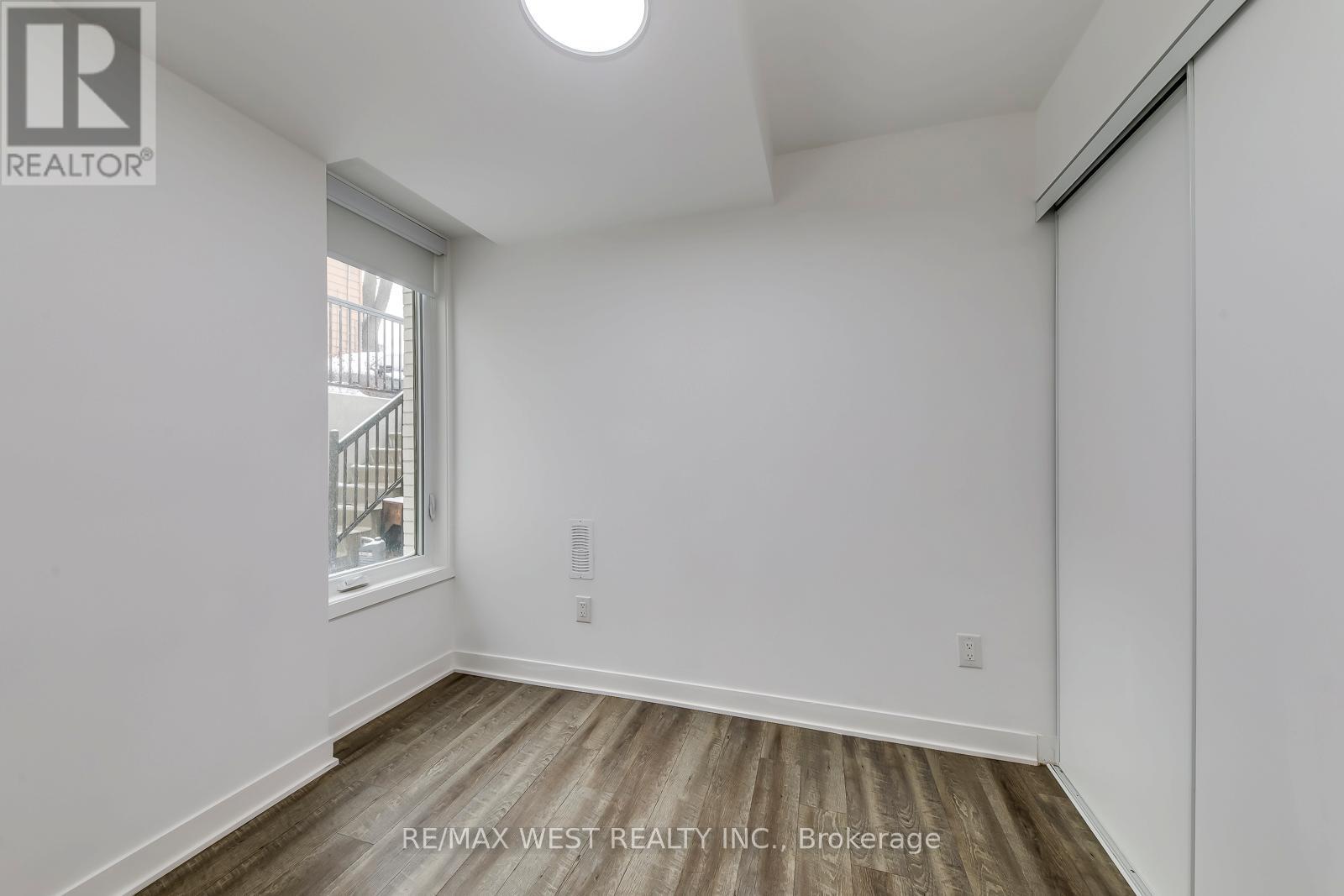 14 - 40 Ed Clark Gardens Boulevard, Toronto, Ontario  M6N 0B5 - Photo 23 - W12663874