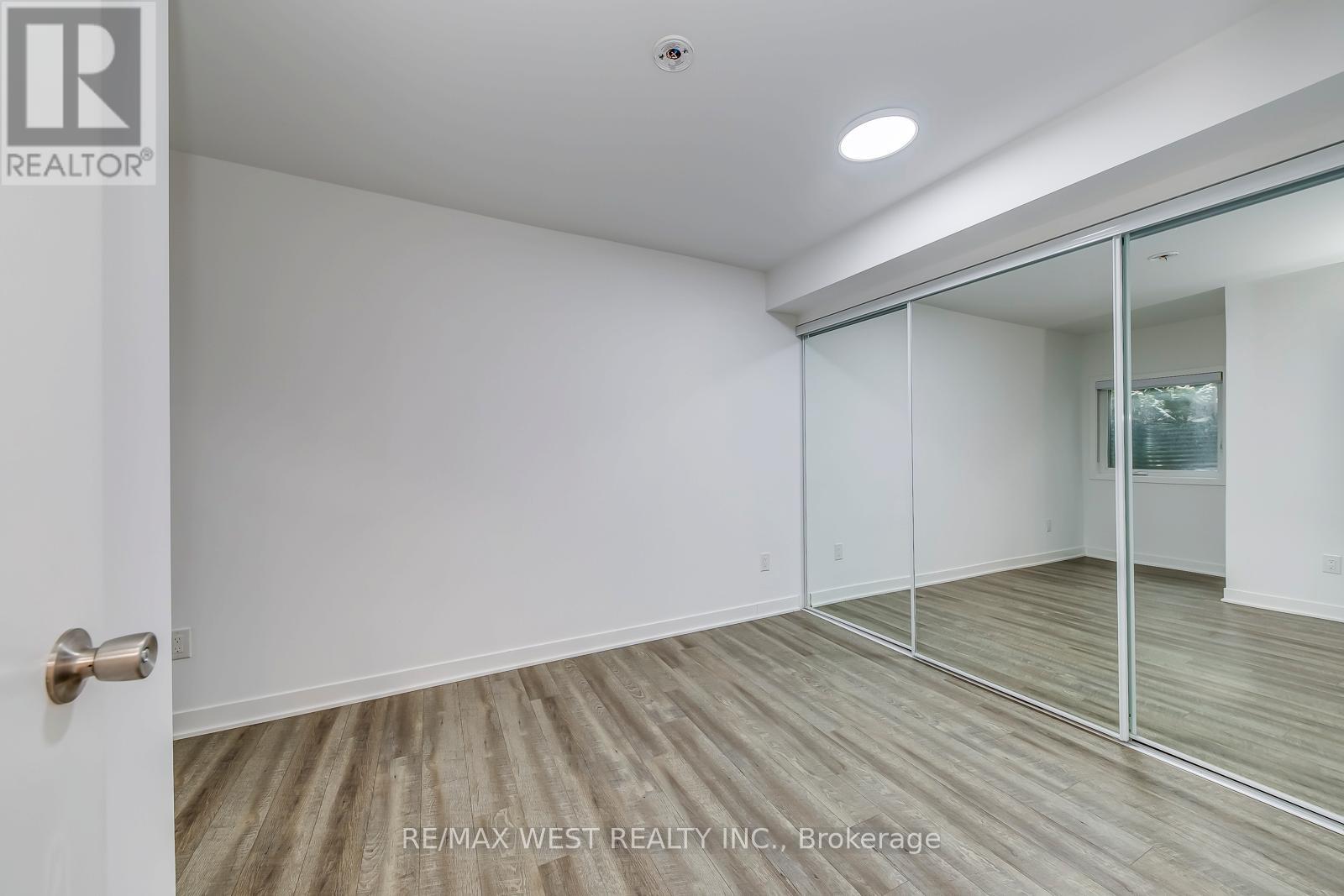 14 - 40 Ed Clark Gardens Boulevard, Toronto, Ontario  M6N 0B5 - Photo 25 - W12663874