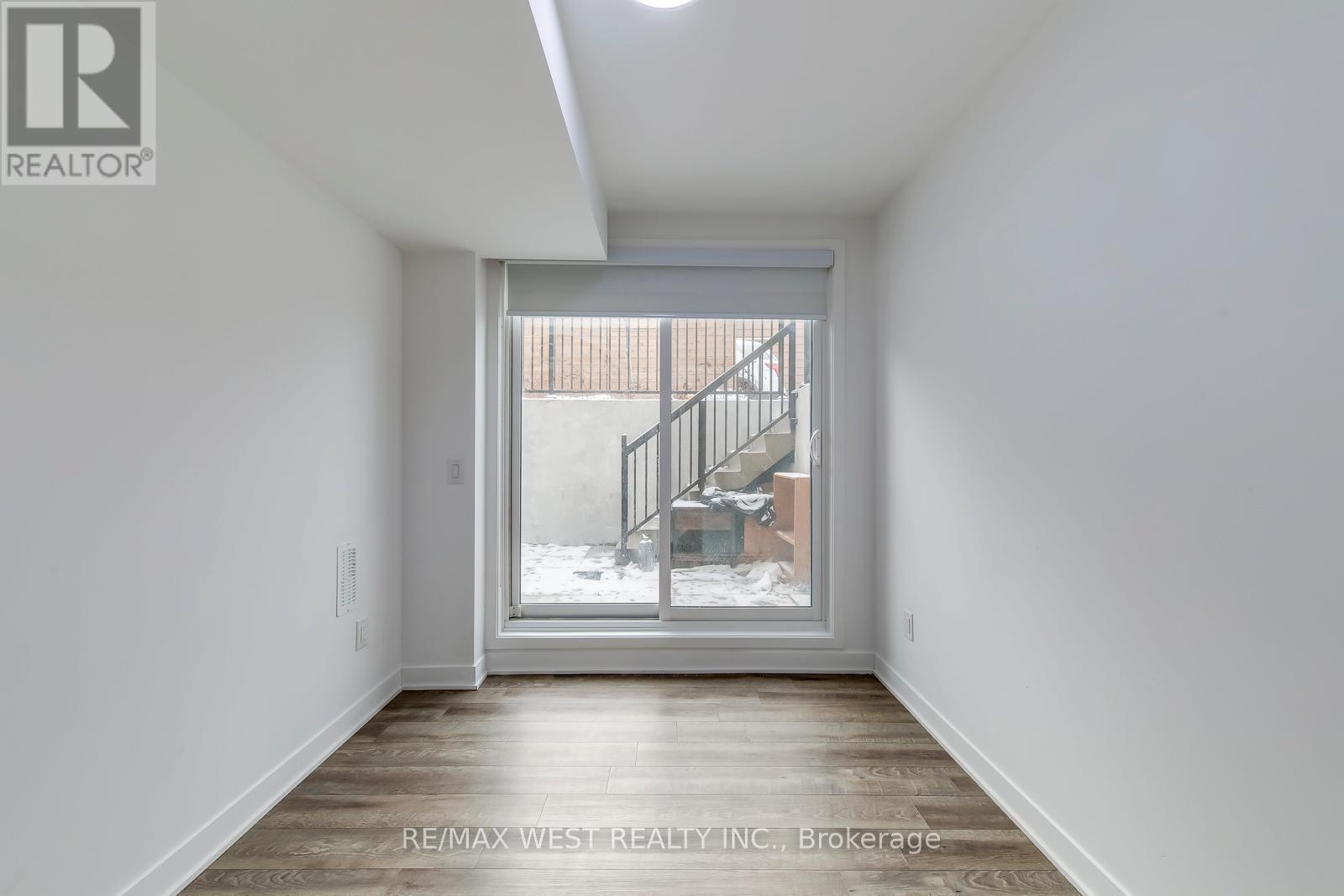 14 - 40 Ed Clark Gardens Boulevard, Toronto, Ontario  M6N 0B5 - Photo 28 - W12663874