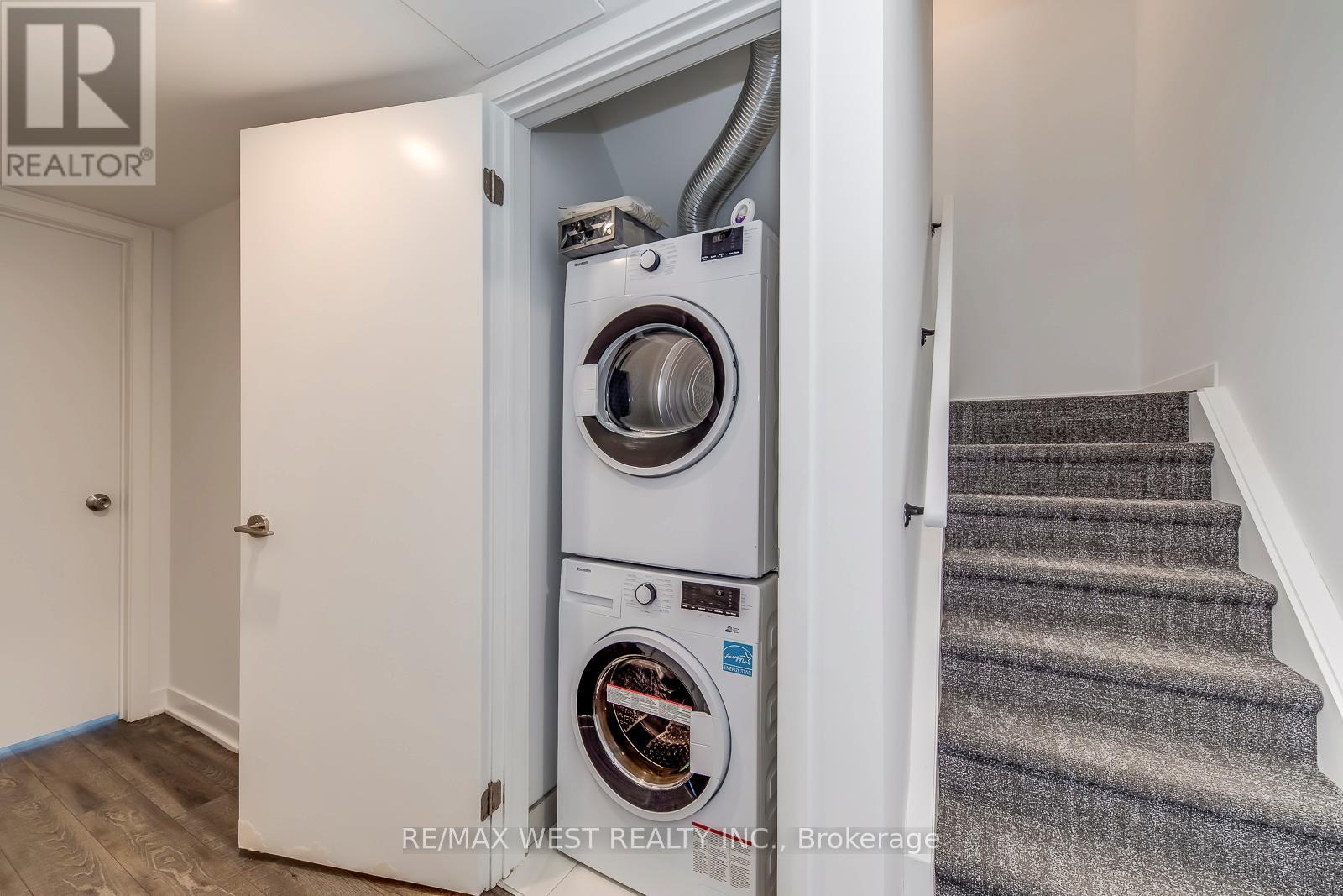 14 - 40 Ed Clark Gardens Boulevard, Toronto, Ontario  M6N 0B5 - Photo 32 - W12663874