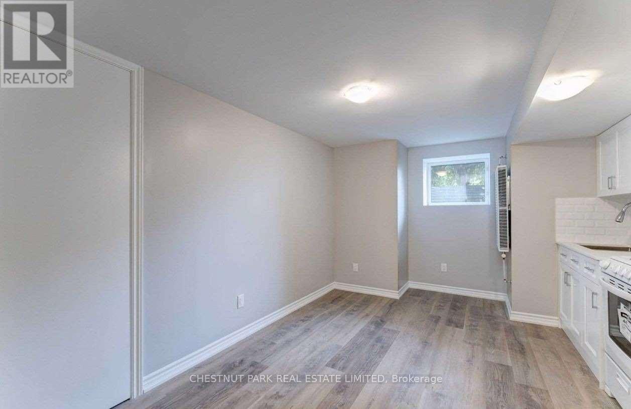 Lower - 110 Livingstone Avenue, Toronto, Ontario  M6E 2L8 - Photo 7 - W12663878