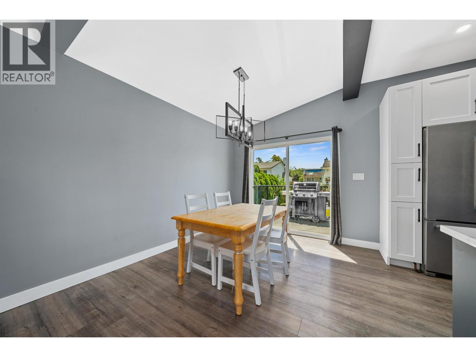 22580 Hinch Crescent, Maple Ridge, British Columbia  V2X 7H6 - Photo 10 - R3075133