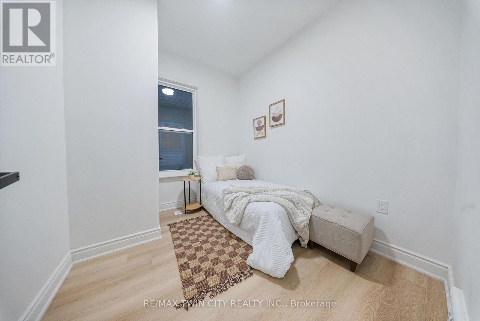 12 Carlyle Street, Brantford, Ontario  N3T 2C1 - Photo 12 - X12663838