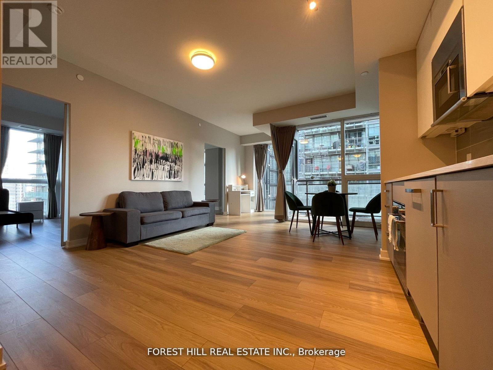 908 - 17 Dundonald Street, Toronto, Ontario  M4Y 0E4 - Photo 9 - C12597442