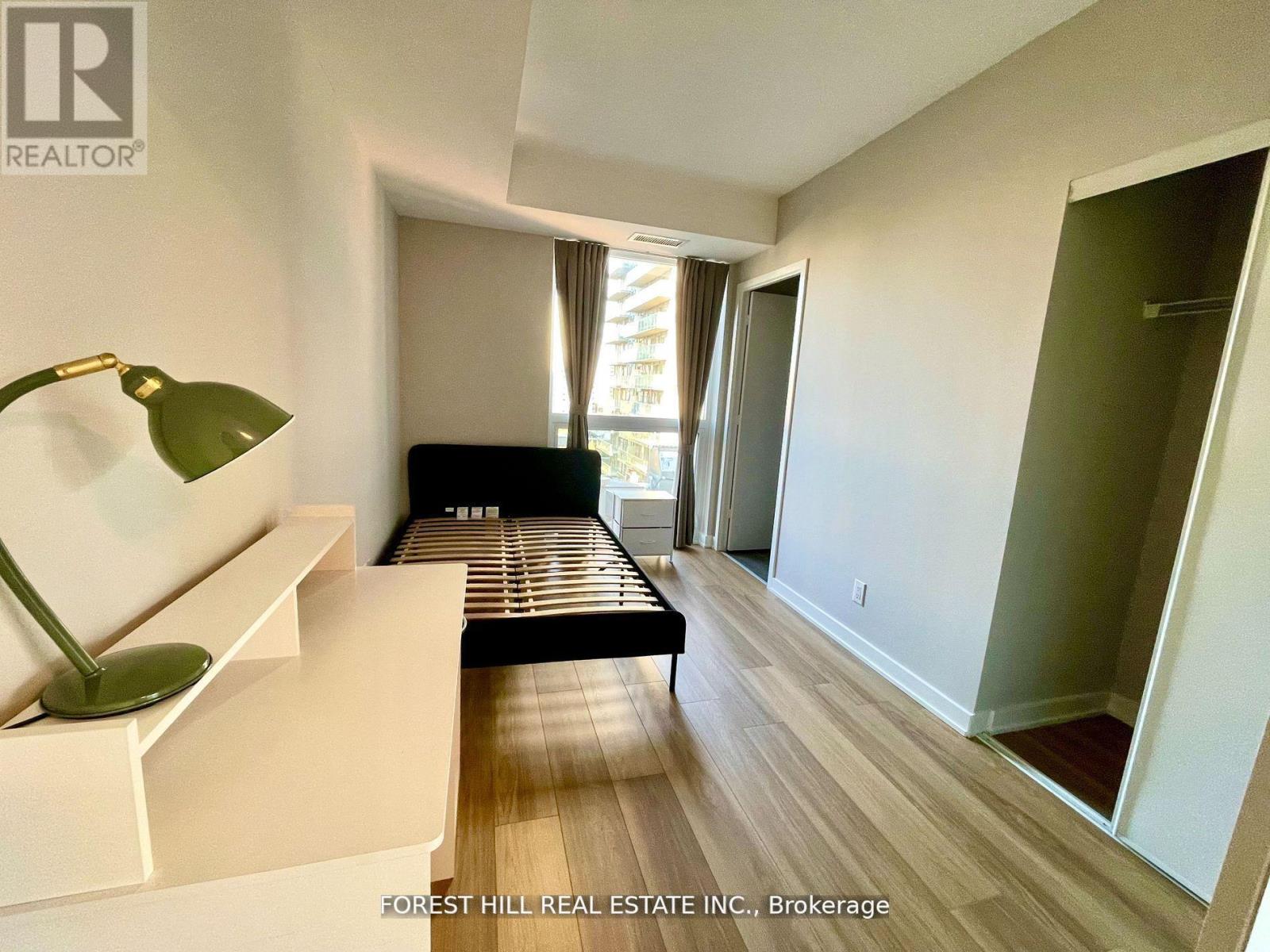 908 - 17 Dundonald Street, Toronto, Ontario  M4Y 0E4 - Photo 15 - C12597442