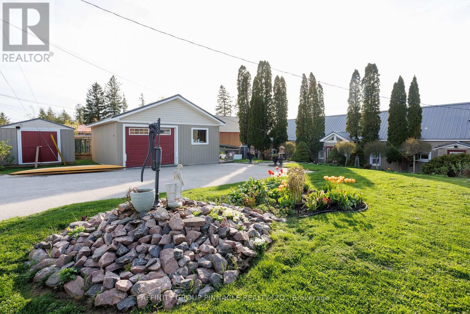 14 Oriole Road, Kawartha Lakes, Ontario  K0M 1N0 - Photo 6 - X12494972