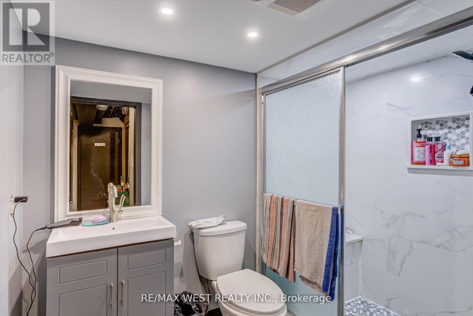 6 Mccreary Trail, Caledon, Ontario  L7E 2C8 - Photo 44 - W12470277