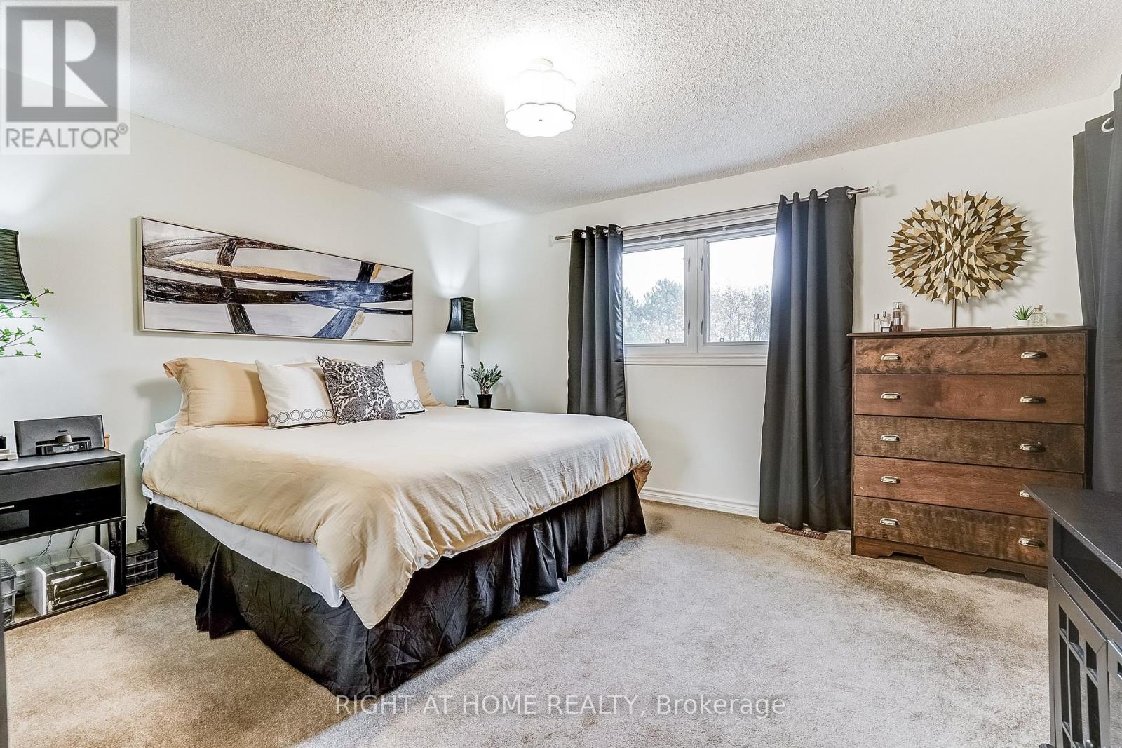 9 Aspen Court, Hamilton, Ontario  L8B 0A7 - Photo 20 - X12547220