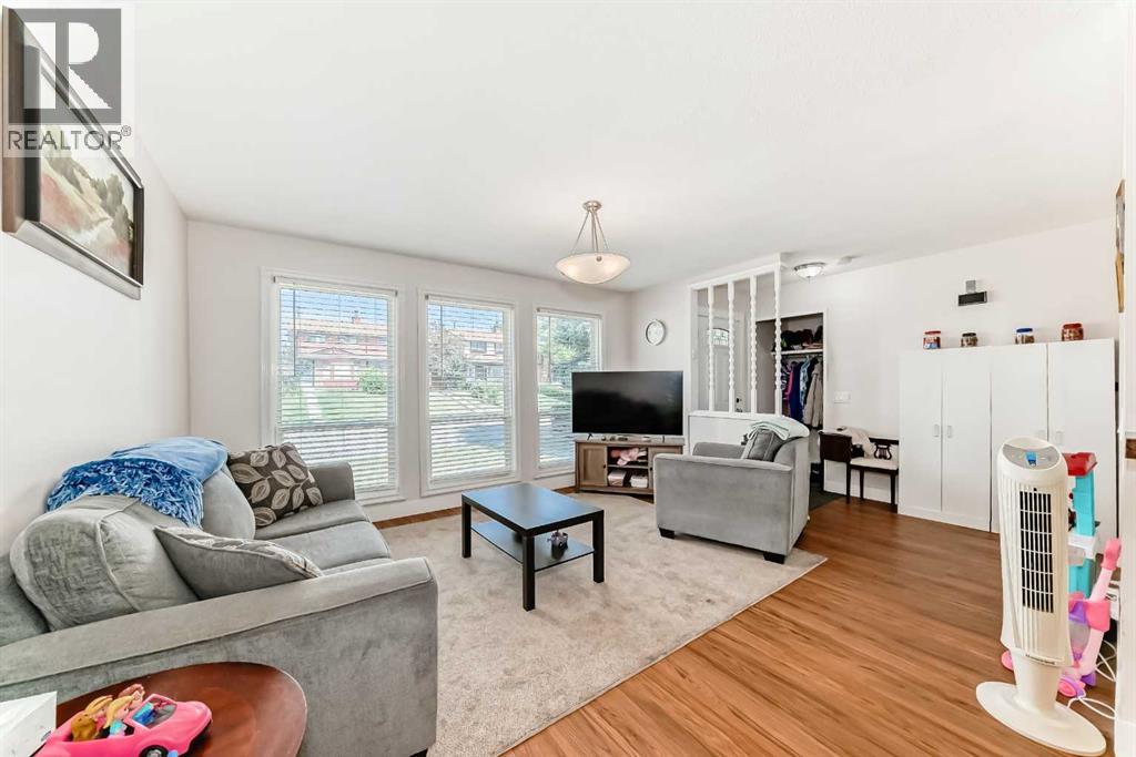 6327 24 Avenue Ne, Calgary, Alberta  T1Y 2C5 - Photo 14 - A2255001