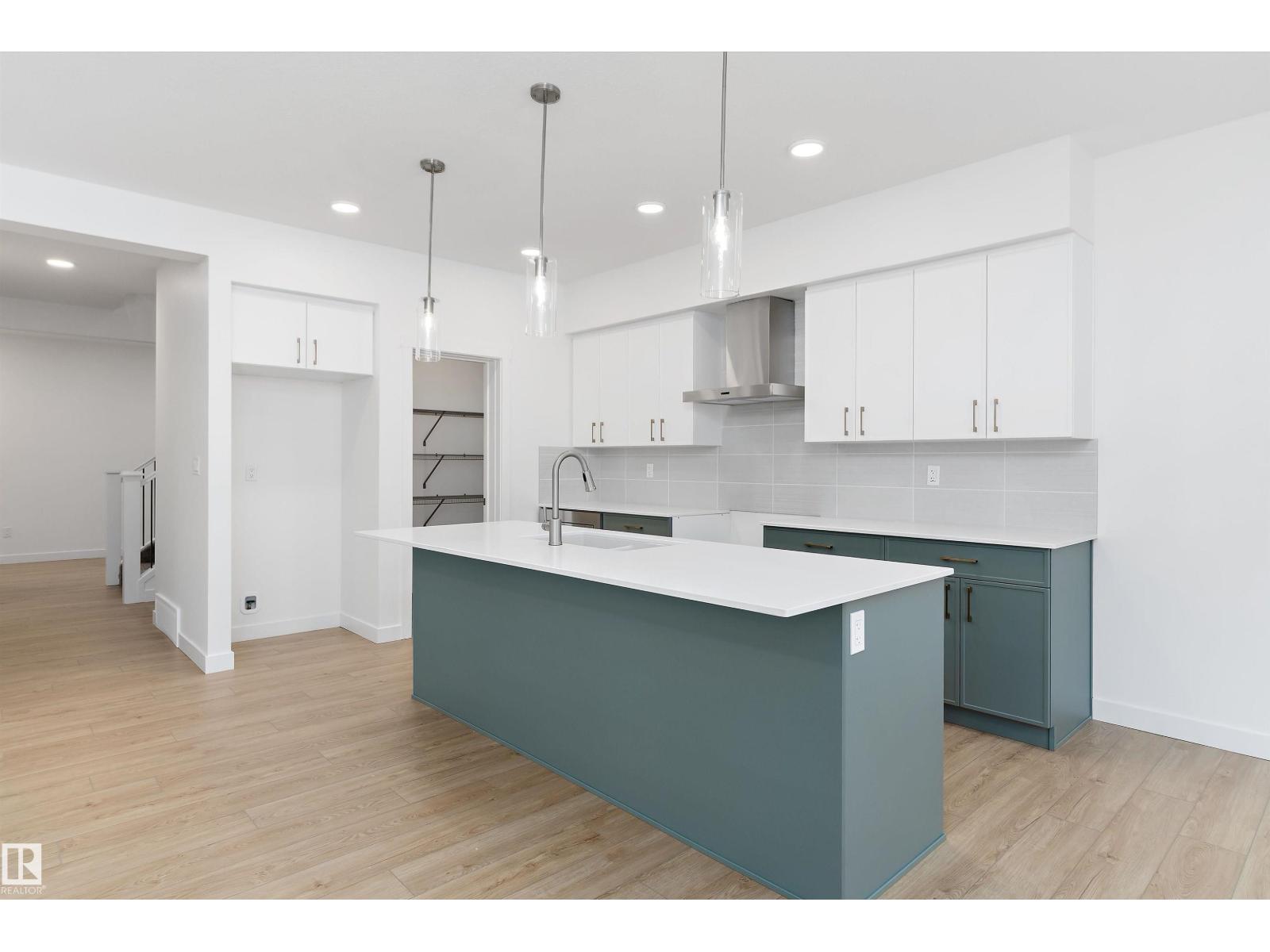 4015 208 St Nw, Edmonton, Alberta  T6M 3E4 - Photo 11 - E4468974