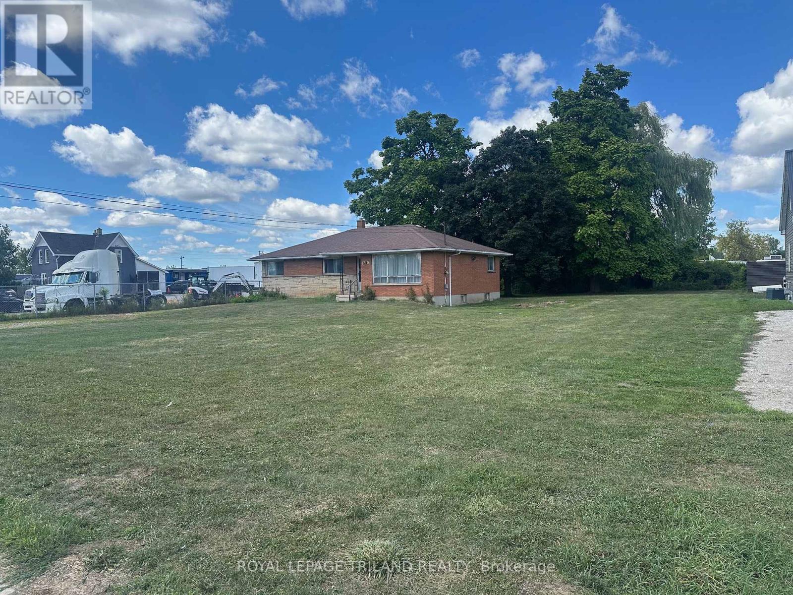 1780 GORE ROAD, London East, Ontario