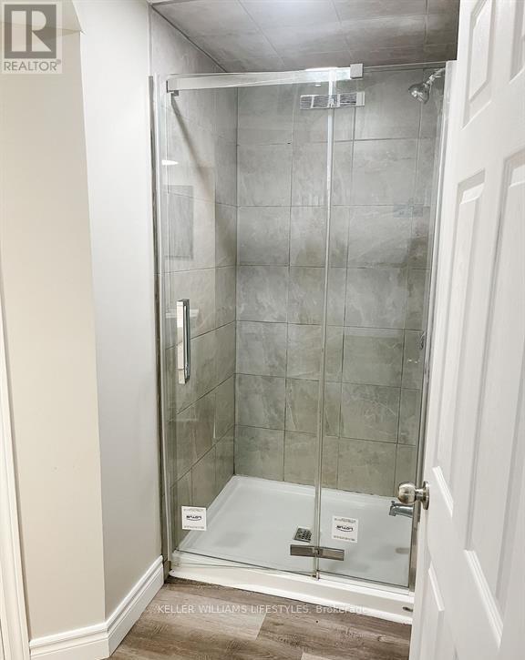 99 Walmer Gardens, London North, Ontario  N6G 4H1 - Photo 11 - X12664036