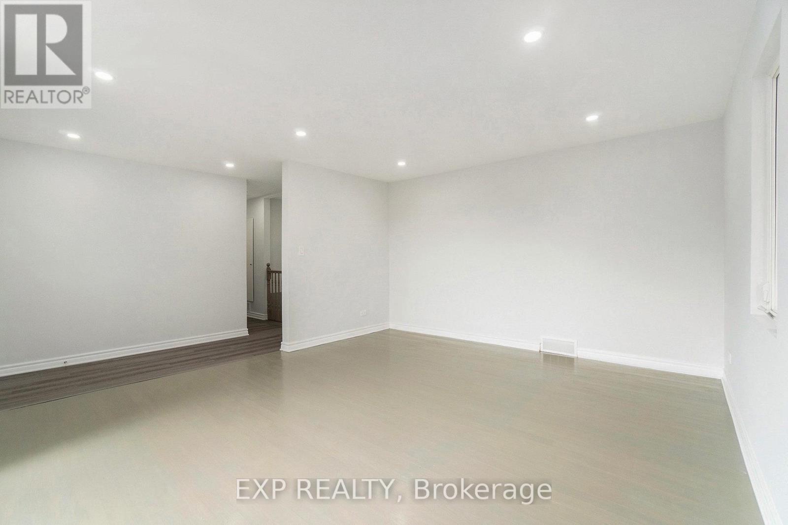 3854 Prince Of Wales Drive, Ottawa, Ontario  K2C 3H2 - Photo 10 - X12663884