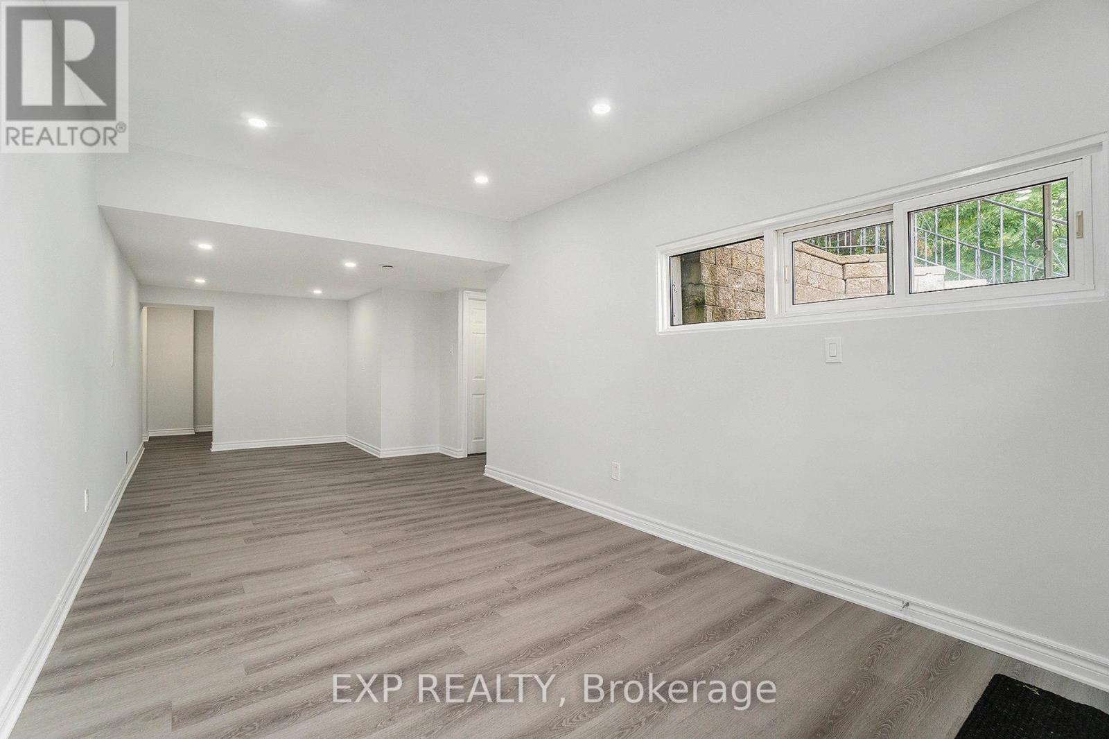 3854 Prince Of Wales Drive, Ottawa, Ontario  K2C 3H2 - Photo 26 - X12663884