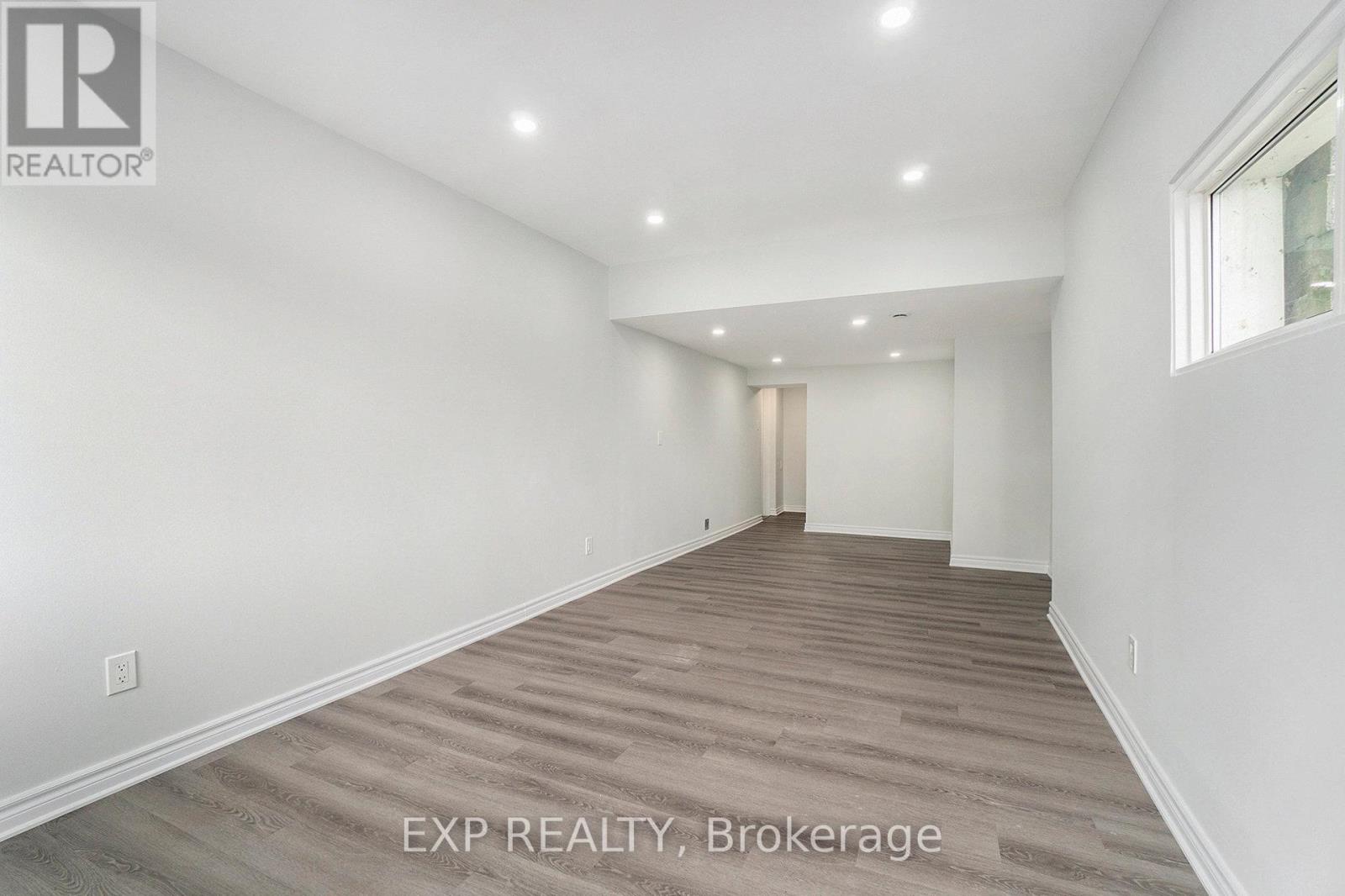 3854 Prince Of Wales Drive, Ottawa, Ontario  K2C 3H2 - Photo 29 - X12663884