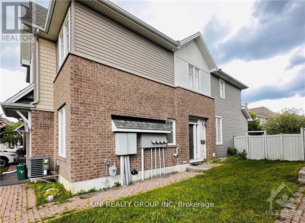 140 Abetti Ridge, Ottawa, Ontario  K2J 0Y6 - Photo 3 - X12664026