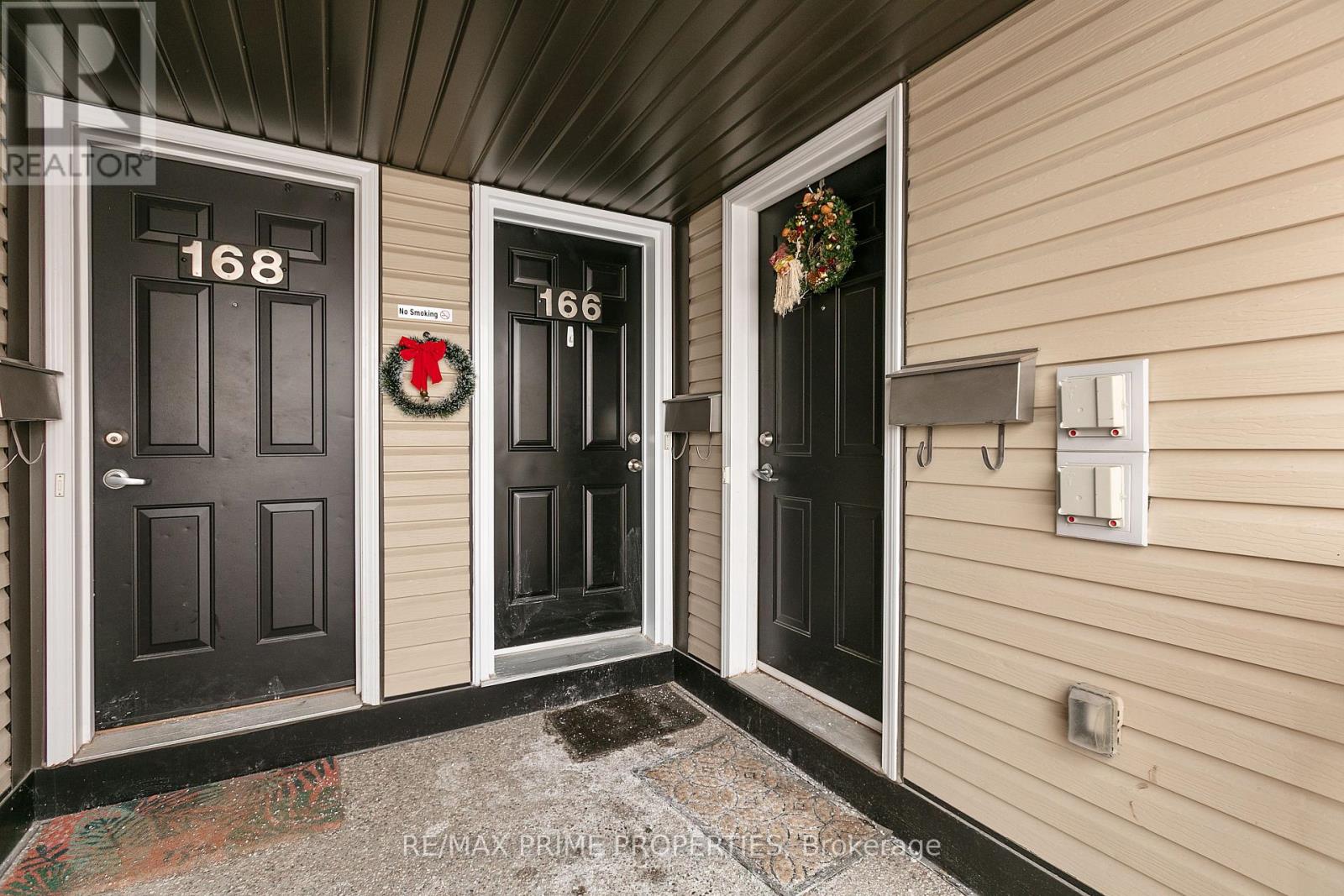 166 Bluestone Private, Ottawa, Ontario  K4A 0X7 - Photo 2 - X12664040