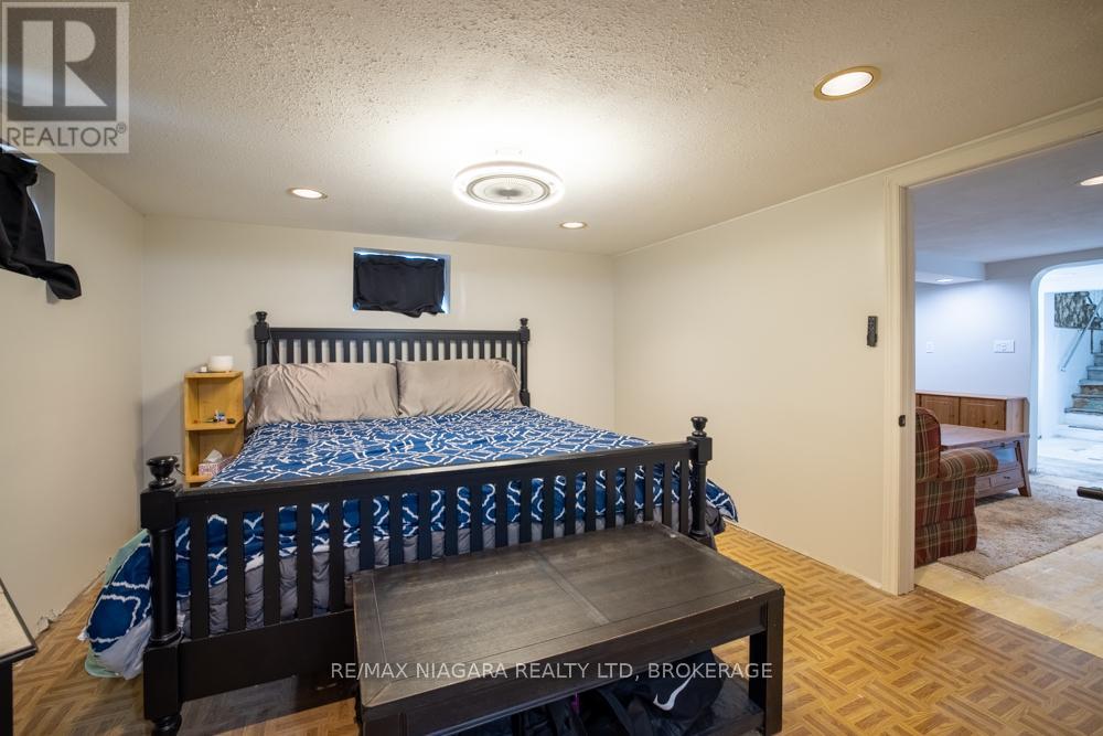 55 Ann Street, Thorold, Ontario  L2V 2J8 - Photo 18 - X12663940