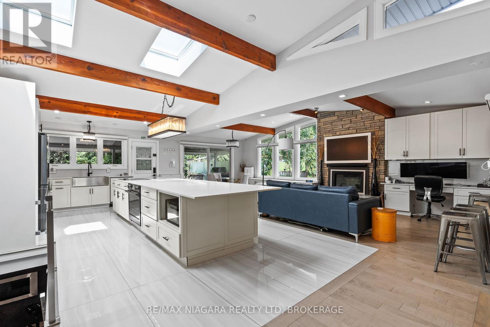 2 Mallette Crescent, Niagara-On-The-Lake, Ontario  L0S 1J0 - Photo 18 - X12663992