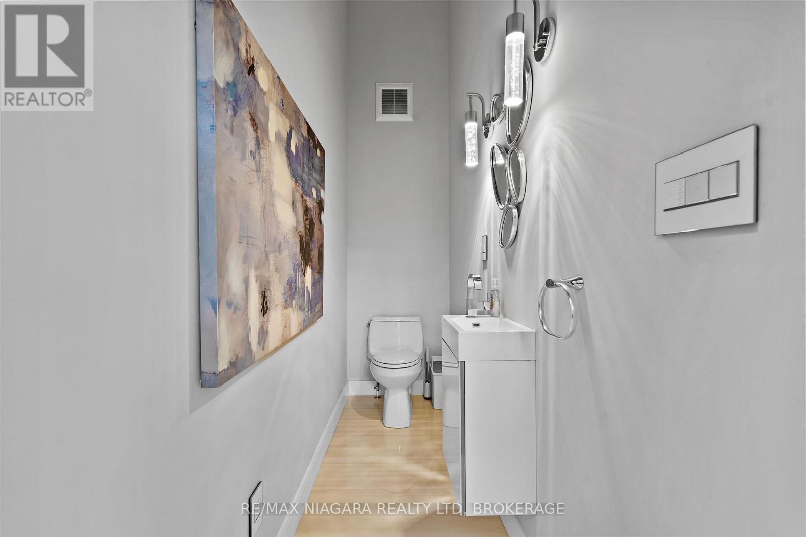 2 Mallette Crescent, Niagara-On-The-Lake, Ontario  L0S 1J0 - Photo 24 - X12663992