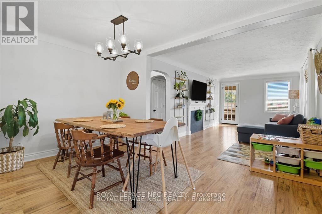 2459 Thompson Road, Niagara Falls, Ontario  L2E 6S4 - Photo 9 - X12664056