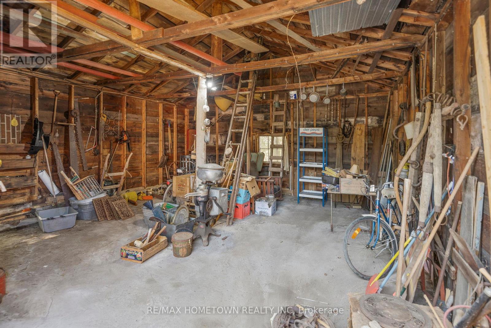 1554 County Road 2 Road, Front Of Yonge, Ontario K0E 1R0 - Photo 10 - X12663944