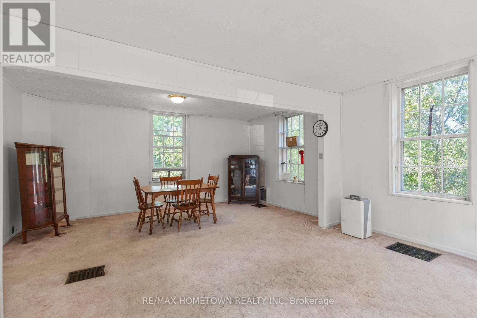 1554 County Road 2 Road, Front Of Yonge, Ontario K0E 1R0 - Photo 14 - X12663944