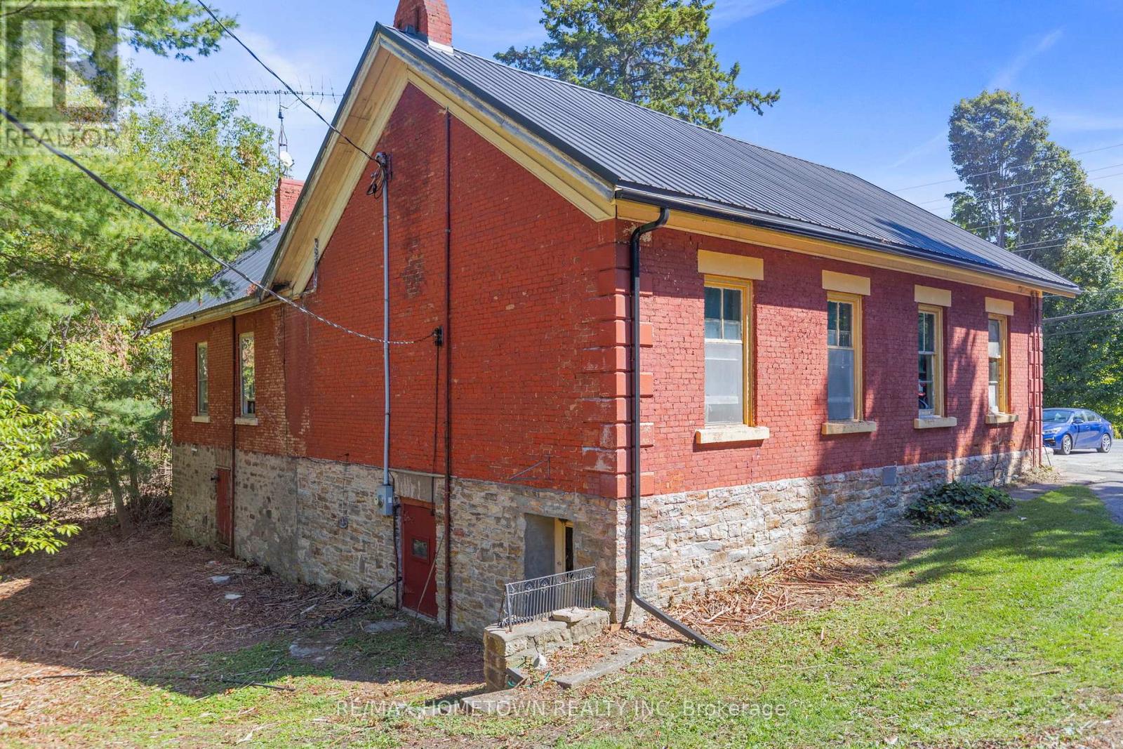 1554 County Road 2 Road, Front Of Yonge, Ontario K0E 1R0 - Photo 5 - X12663944