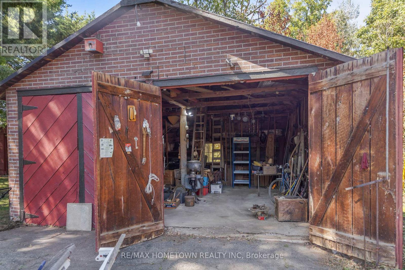 1554 County Road 2 Road, Front Of Yonge, Ontario K0E 1R0 - Photo 8 - X12663944