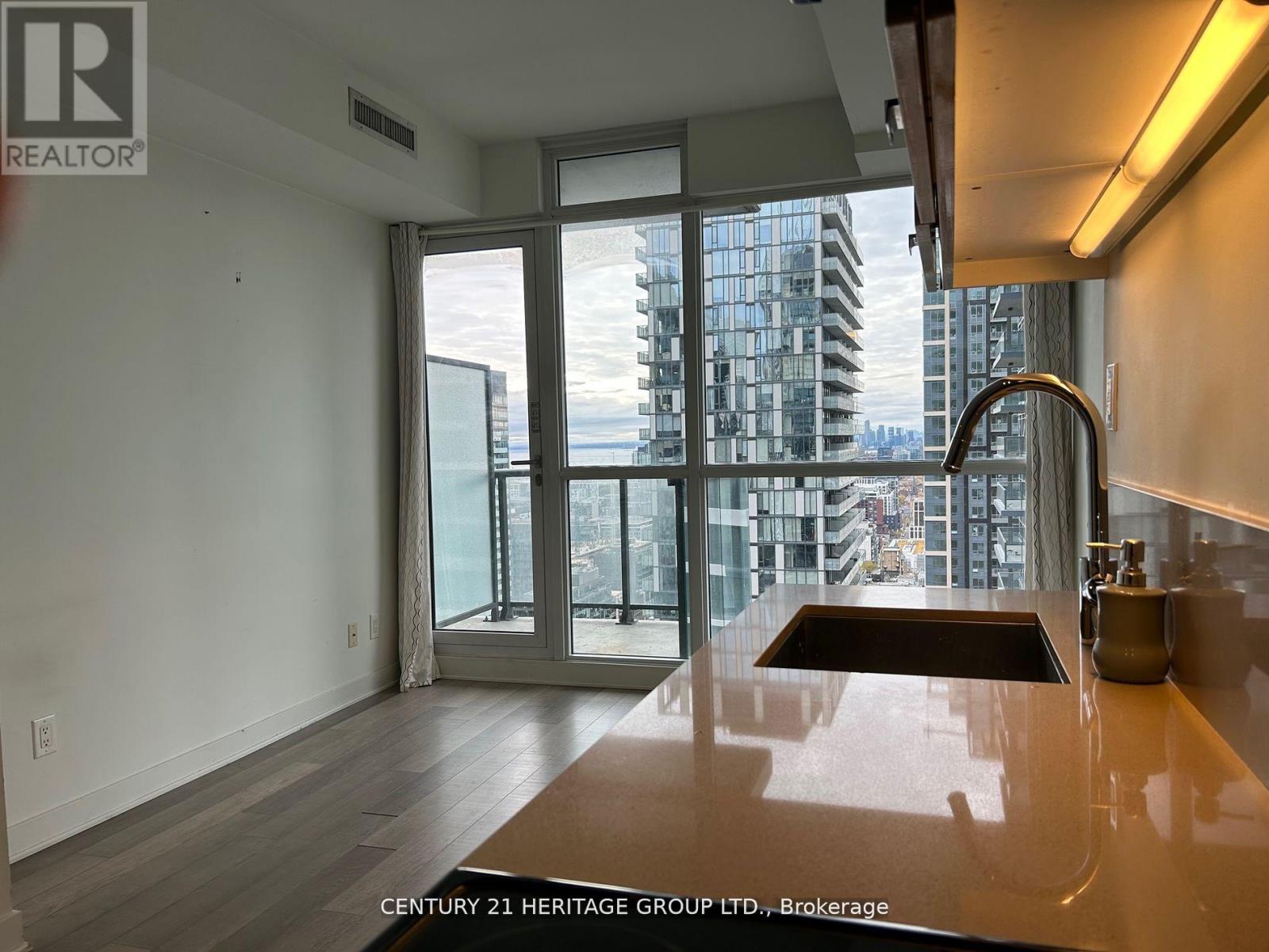 3203 - 290 Adelaide Street W, Toronto, Ontario  M5V 1P6 - Photo 17 - C12663914