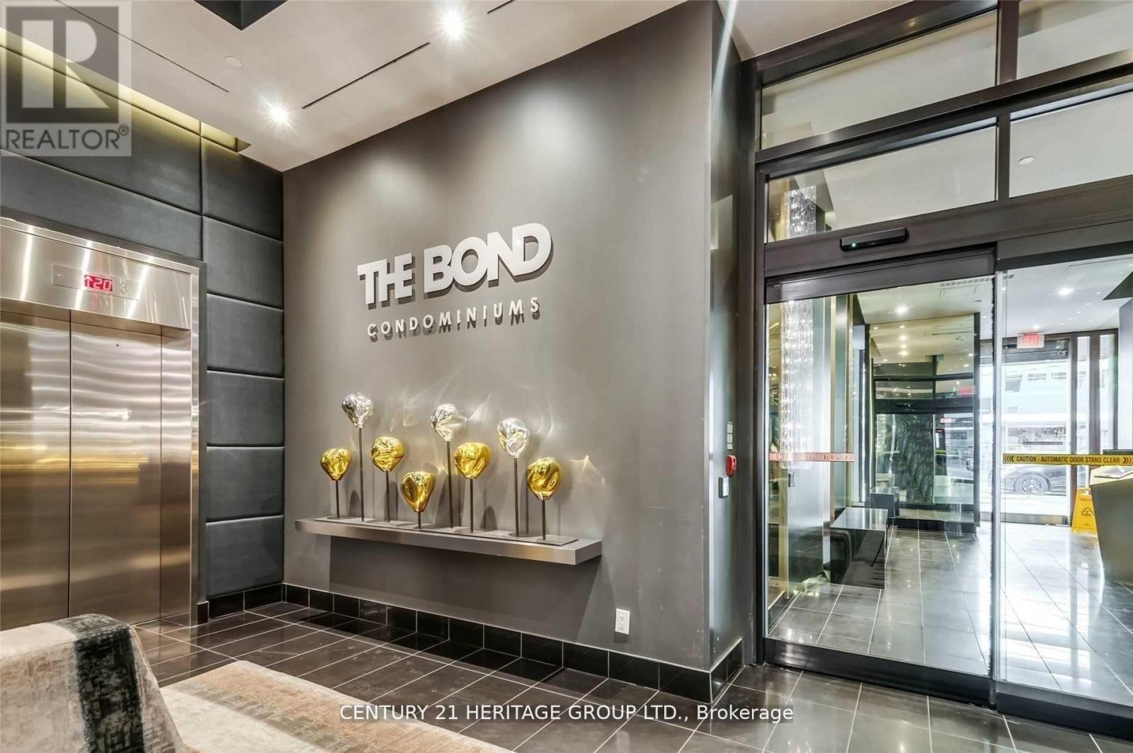 3203 - 290 Adelaide Street W, Toronto, Ontario  M5V 1P6 - Photo 6 - C12663914