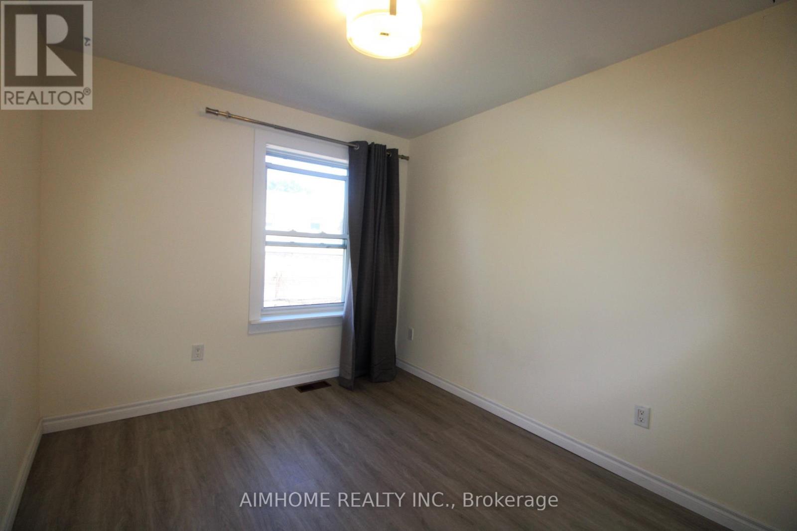 303 St Helens Avenue, Toronto, Ontario  M6H 4A2 - Photo 23 - C12663924