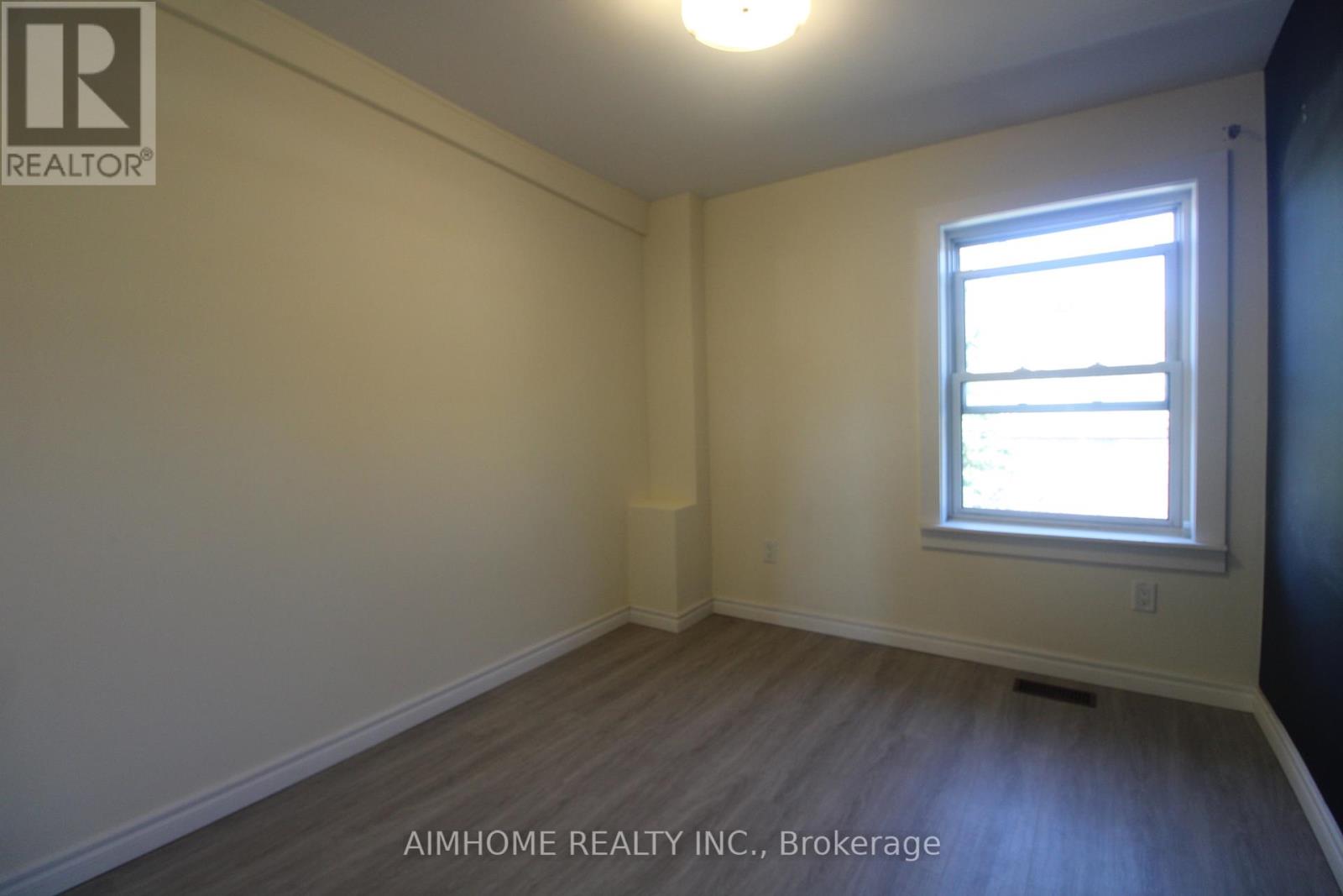 303 St Helens Avenue, Toronto, Ontario  M6H 4A2 - Photo 25 - C12663924