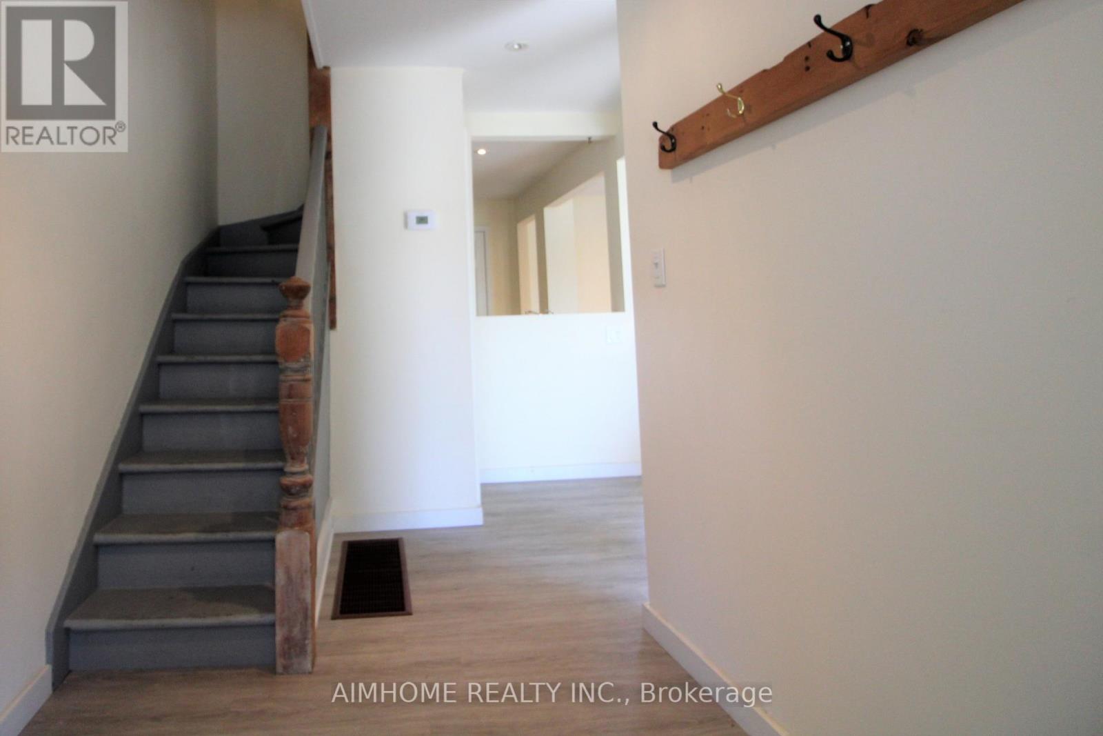 303 St Helens Avenue, Toronto, Ontario  M6H 4A2 - Photo 4 - C12663924