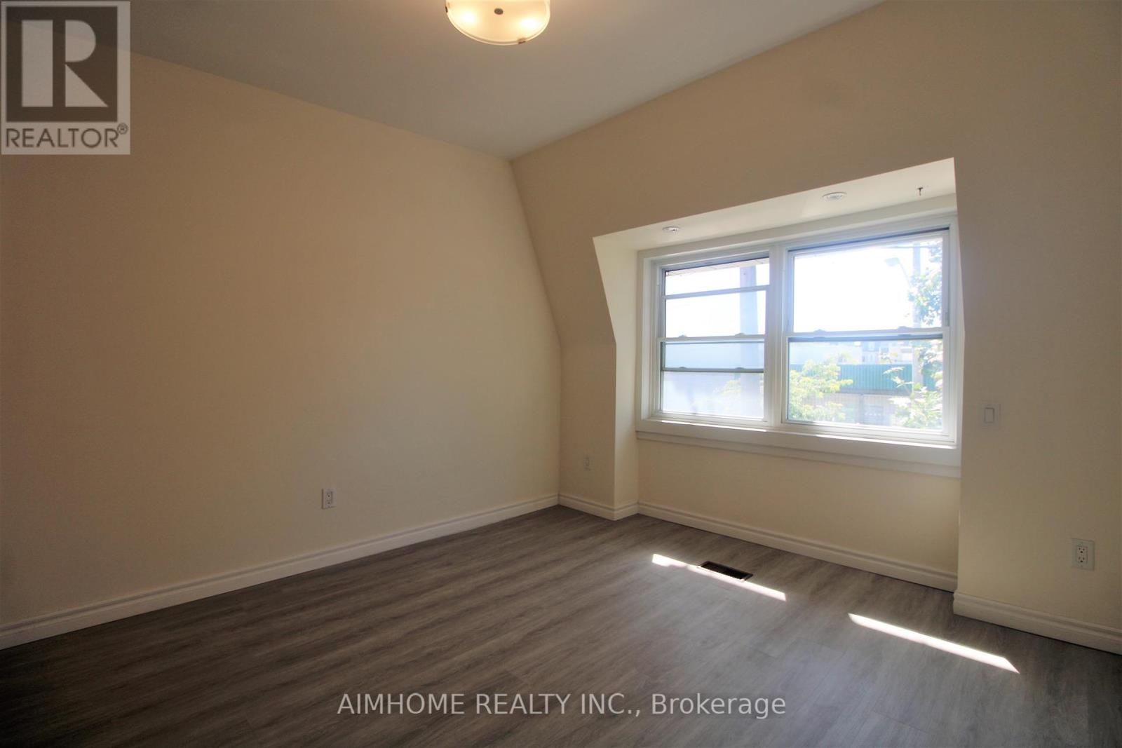 303 St Helens Avenue, Toronto, Ontario  M6H 4A2 - Photo 20 - C12663956