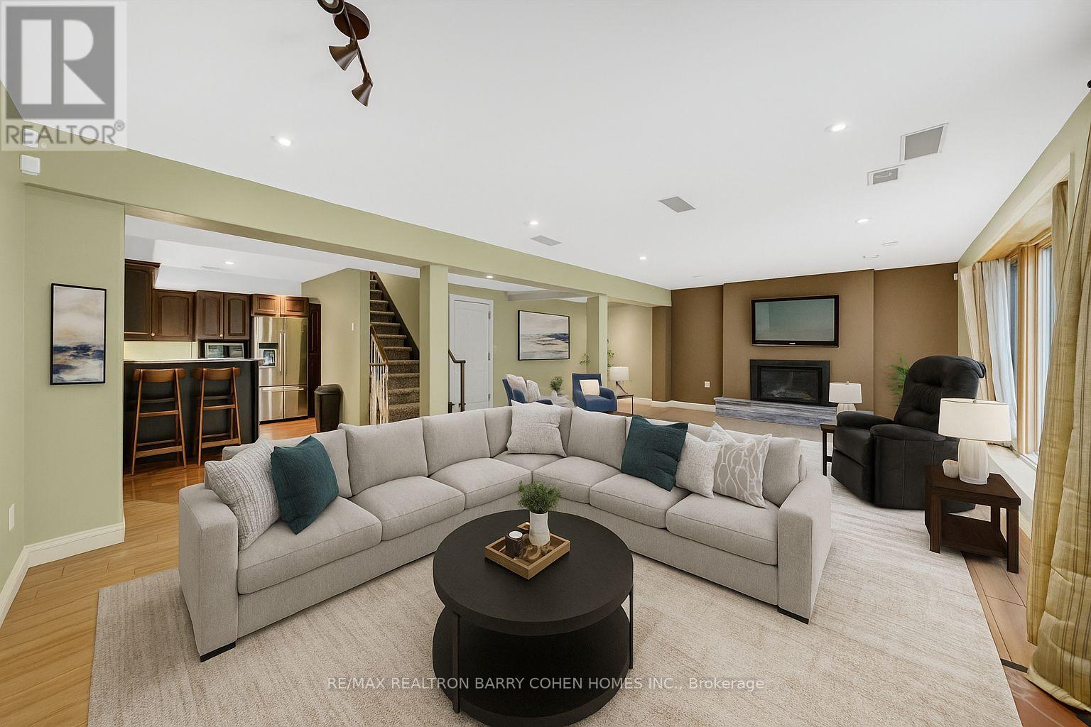 11 Tudor Gate, Toronto, Ontario  M2L 1N3 - Photo 16 - C12663960