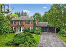 11 TUDOR GATE, Toronto, Ontario