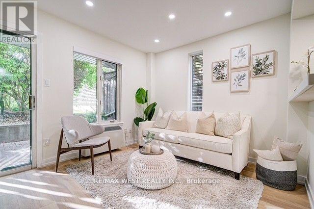 #12 B - 801 King Street W, Toronto, Ontario  M5V 3C9 - Photo 3 - C12663980