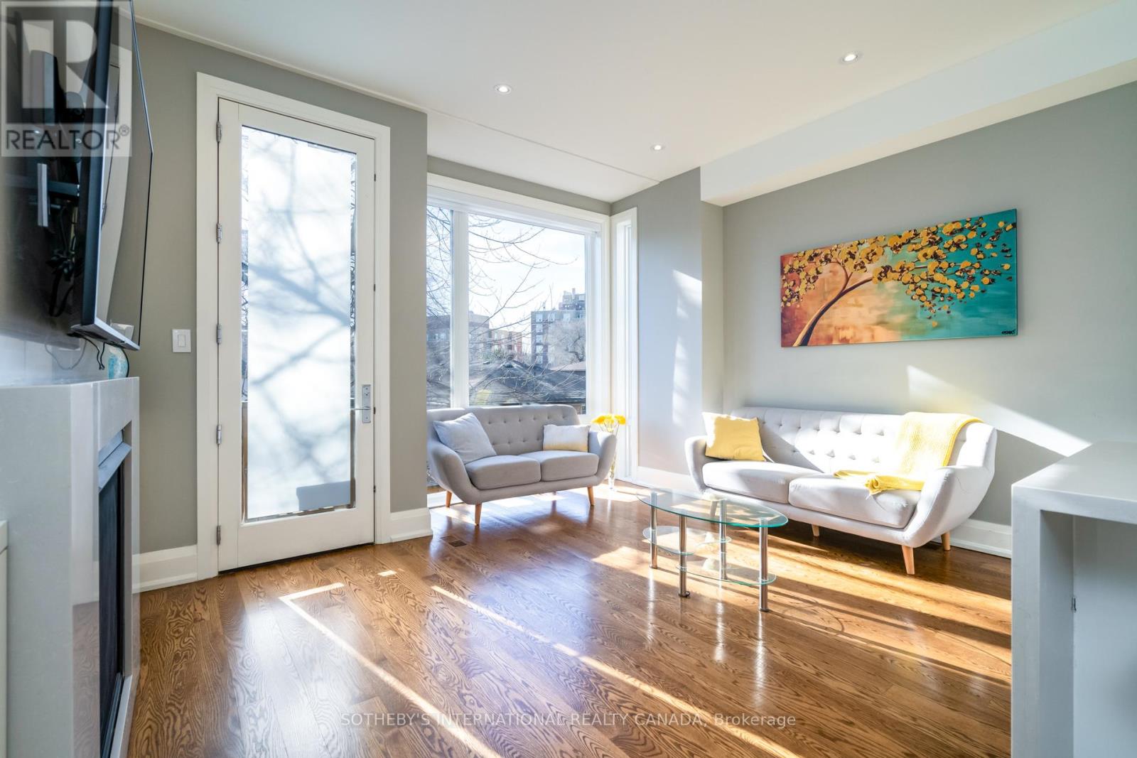 209b Glengarry Avenue, Toronto, Ontario  M5M 1E3 - Photo 11 - C12664000