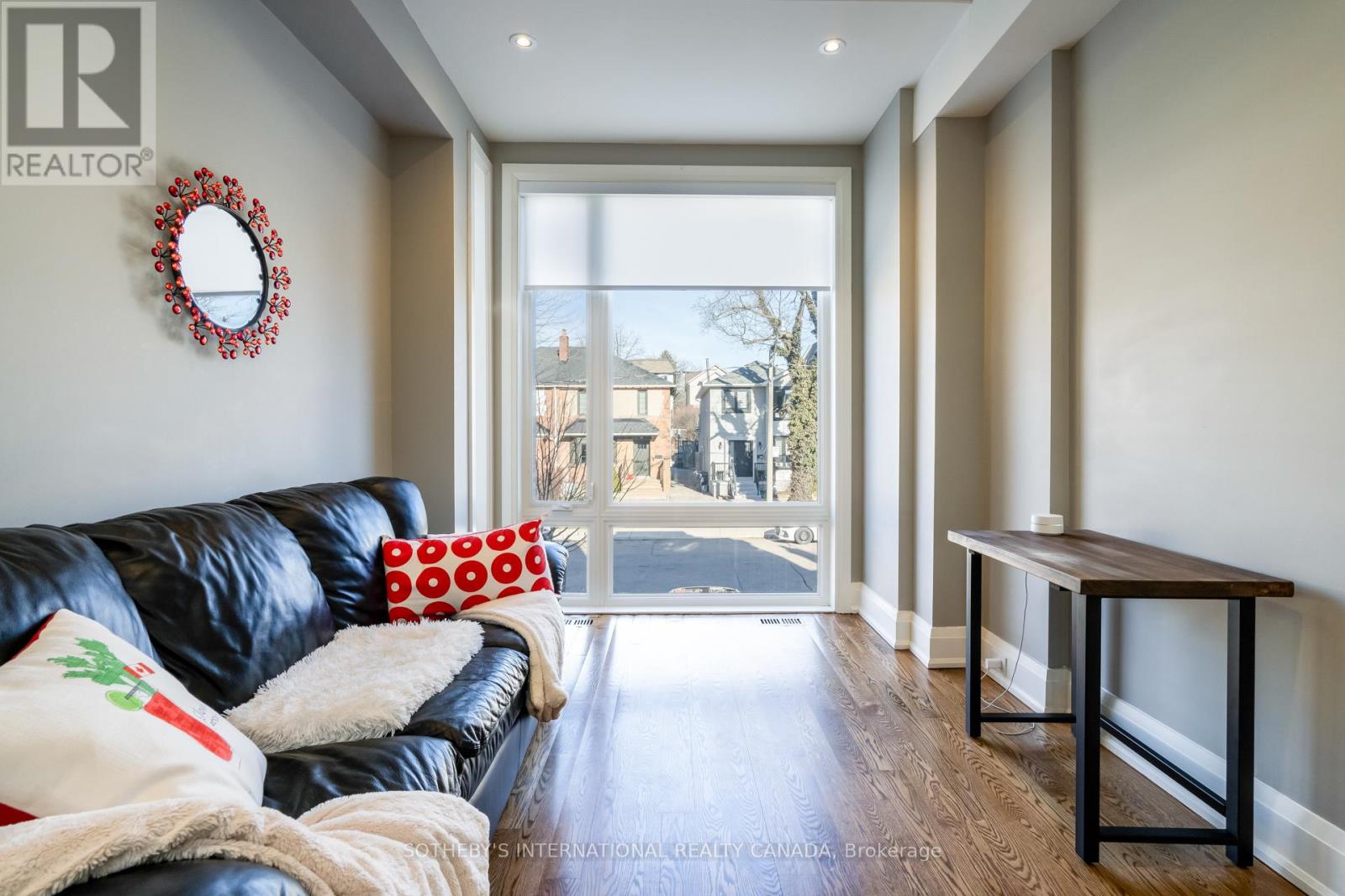 209b Glengarry Avenue, Toronto, Ontario  M5M 1E3 - Photo 9 - C12664000