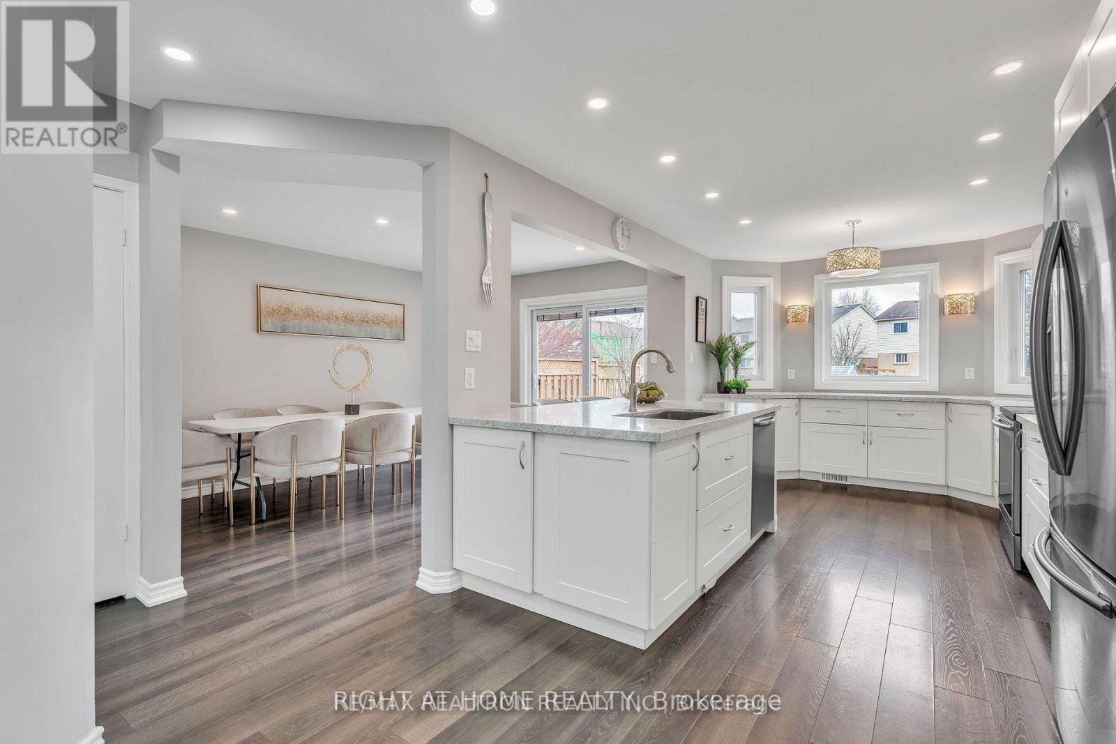 150 Sandringham Drive, Clarington, Ontario  L1E 2G6 - Photo 4 - E12664062