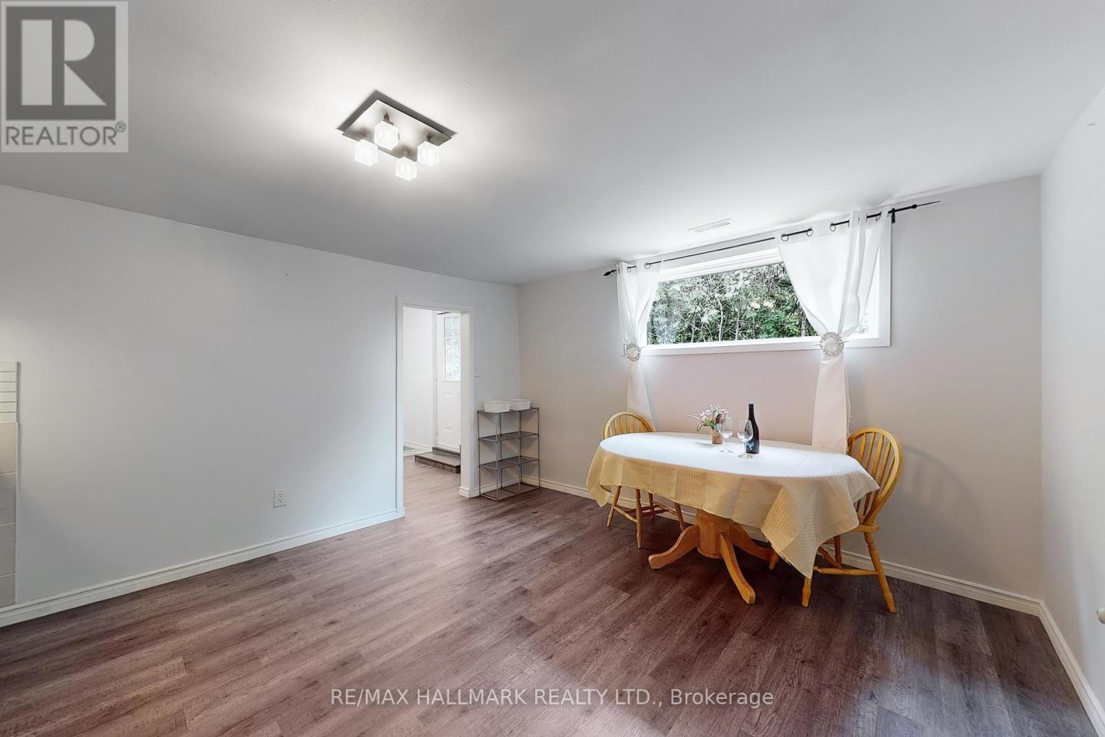 178 Barrie Street, Bradford West Gwillimbury, Ontario  L3Z 1R6 - Photo 35 - N12663972