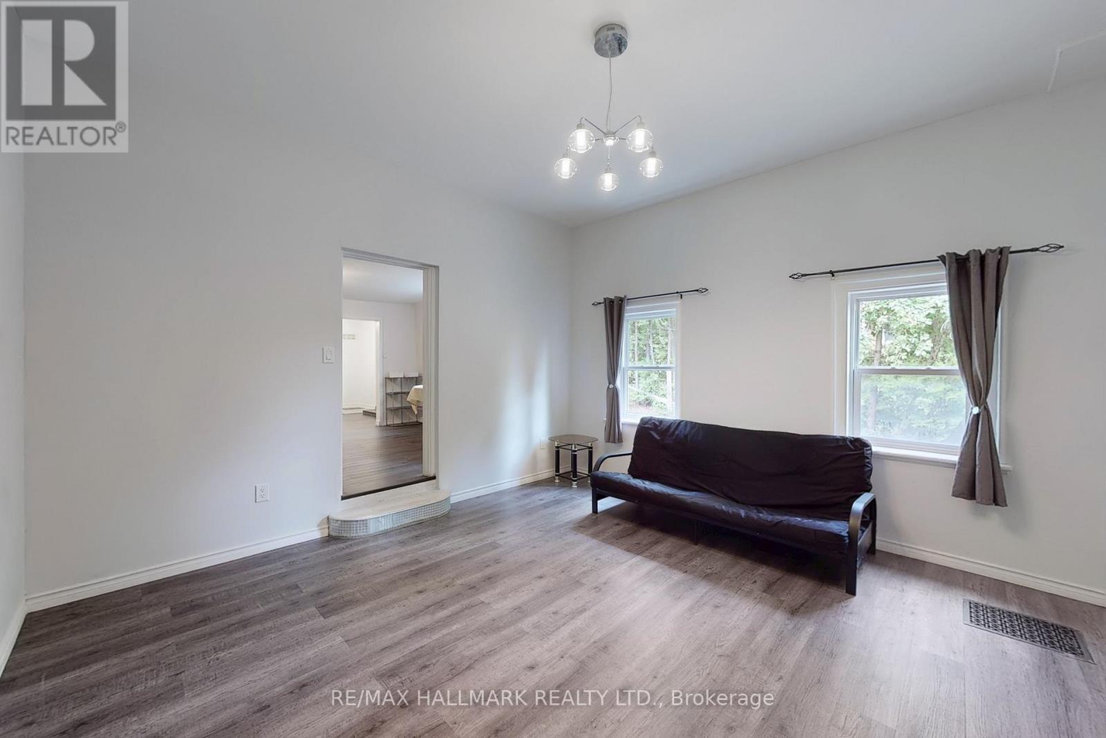 178 Barrie Street, Bradford West Gwillimbury, Ontario  L3Z 1R6 - Photo 39 - N12663972