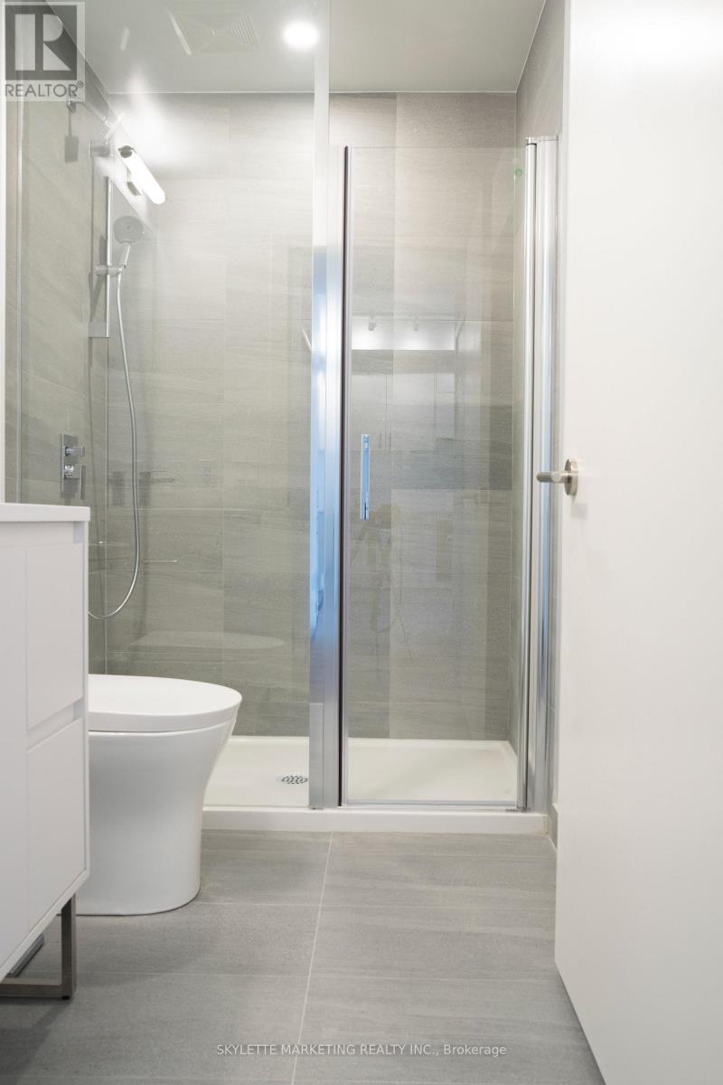 1518 - 1 Quarrington Lane, Toronto, Ontario  M3C 0S4 - Photo 10 - C12660258