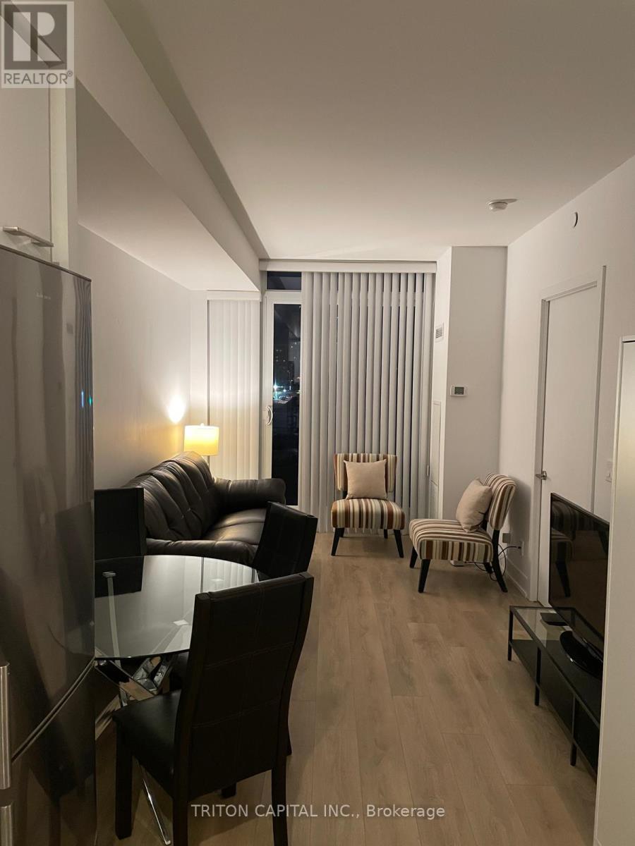 548 - 9471 YONGE STREET, richmond hill (observatory), Ontario