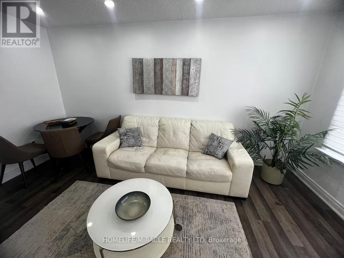 5 Queen Street S, Mississauga, Ontario  L5M 1K2 - Photo 20 - W12659472