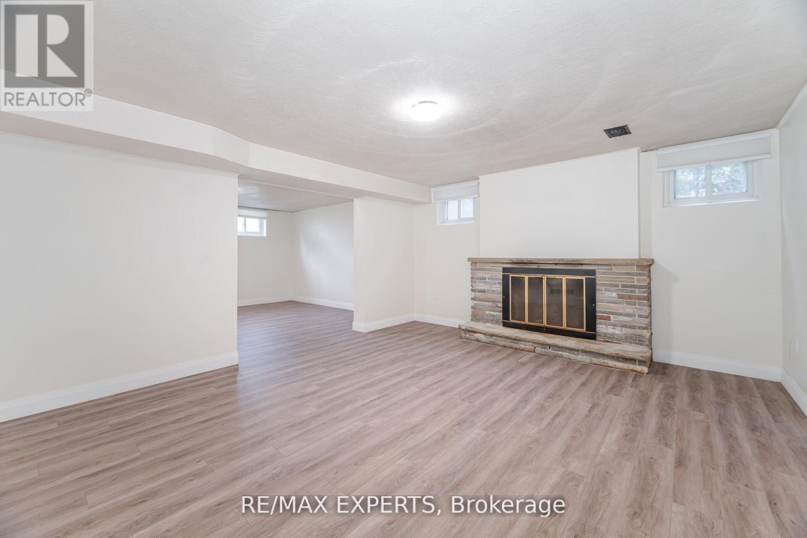 42 Cowley Avenue, Toronto, Ontario  M8B 2E3 - Photo 38 - W12663954