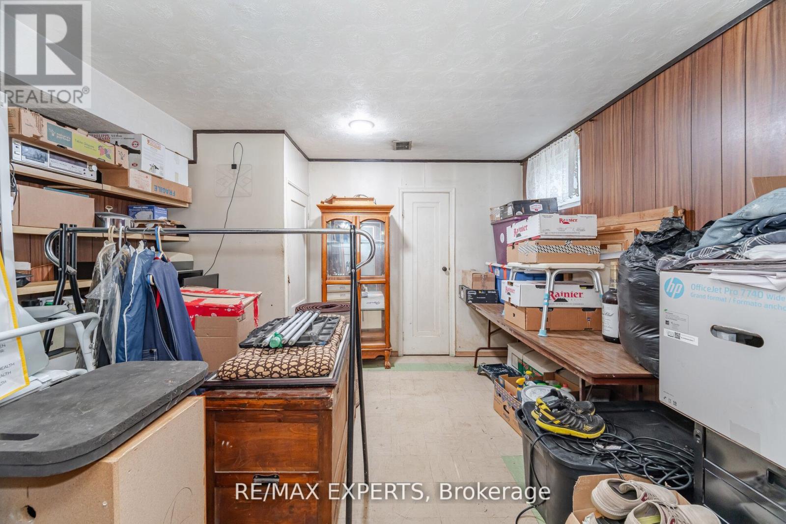 42 Cowley Avenue, Toronto, Ontario  M8B 2E3 - Photo 42 - W12663954