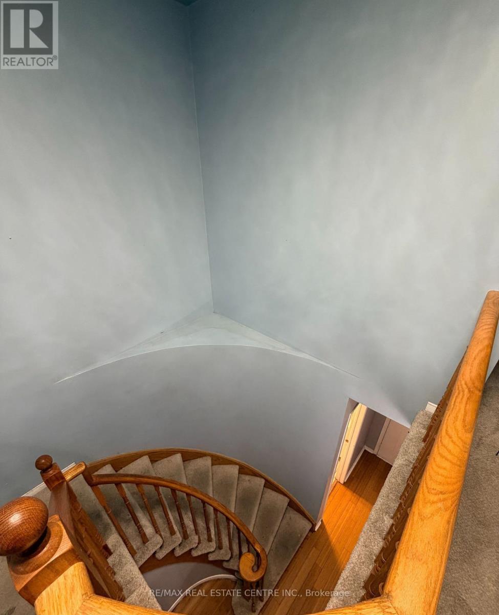 23 Capistro Street, Brampton, Ontario  L7A 3J2 - Photo 13 - W12663968