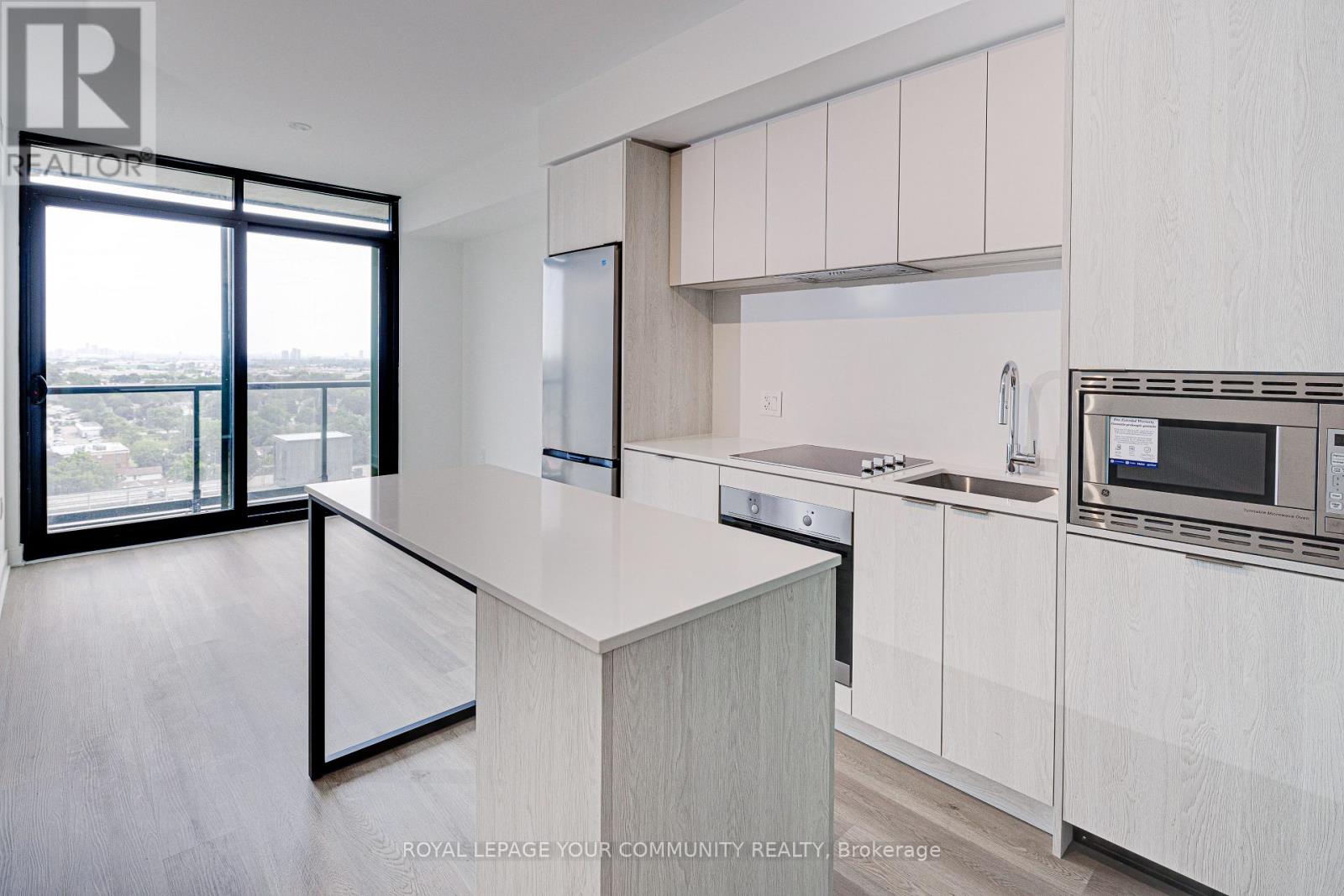 1505 - 86 Dundas Street E, Mississauga, Ontario  L5A 1W4 - Photo 4 - W12663970